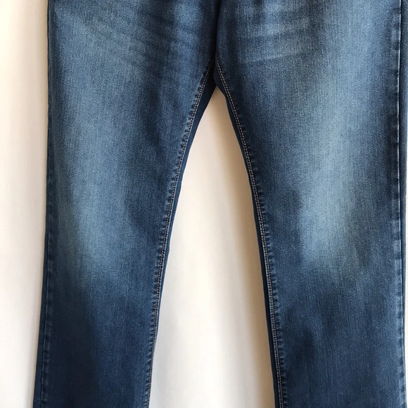 Old Navy skinny medium wash jeans, size 16 Husky - Picture 3 of 11